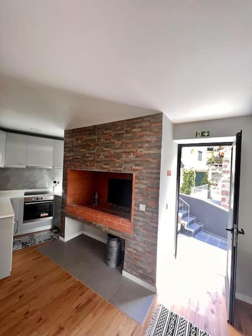 Roots Guesthouse- B Apartamento